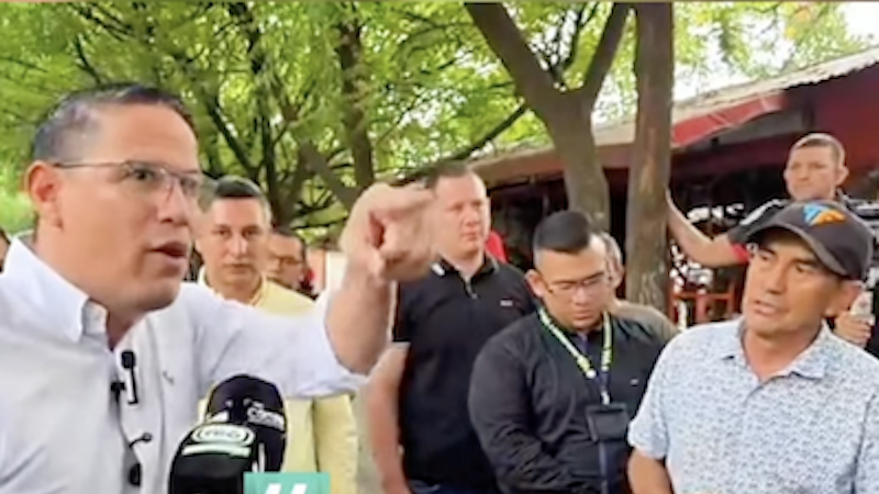 ‘Ni mierda…, me importa un culo’: alcalde de Cúcuta a los caseteros