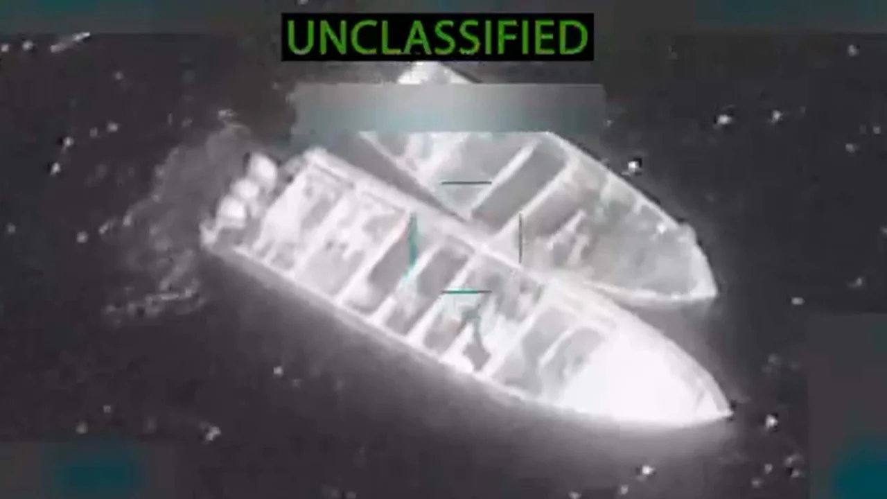 ¿Más barato por docenas? Trump destruyó 4 lanchas en el Pacífico