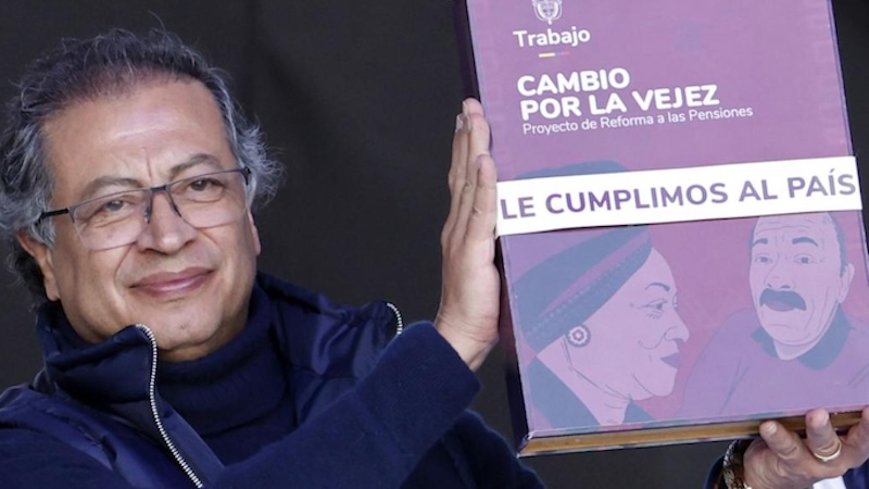 Pese a los obstáculos y a que ya no es presidenter, Petro logró que la Reforma Pensional sea una realidad.